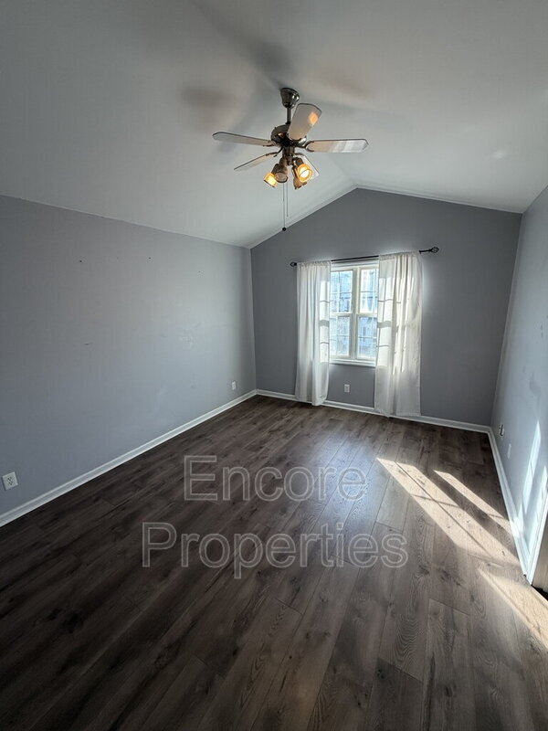 Building Photo - 3822 Charleston Park Dr