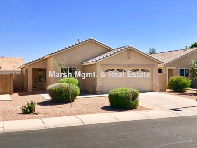 Building Photo - Very nice 3 bedroom home in Gilbert close to shopping and more!