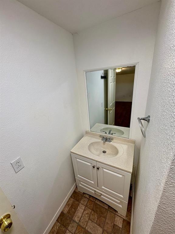 Building Photo - 5213 Tucker Hill Ln