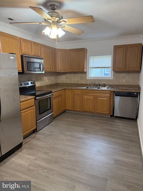 Building Photo - 35972 Washington Ave