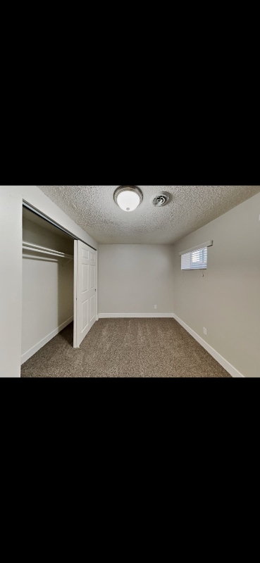 Building Photo - 724 W James St