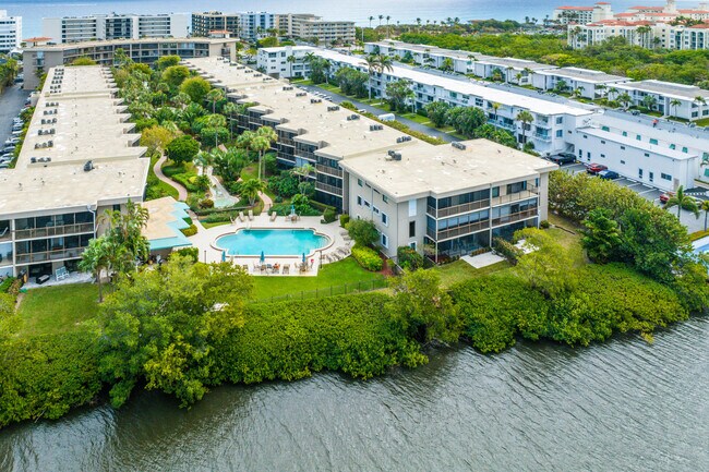 Building Photo - 3605 S Ocean Blvd