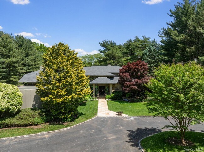 Building Photo - 5 Coachman's Ct