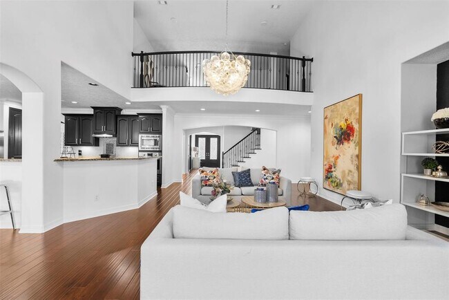 Building Photo - 2523 Watts St