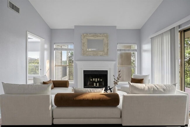 Building Photo - 6000 Shepherd Mountain Cove