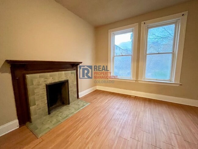 Building Photo - 1754 N Washington St