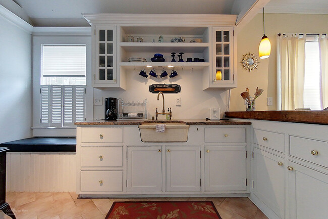 Pretty little kitchen...please note: NO STOVE - 83 3rd St