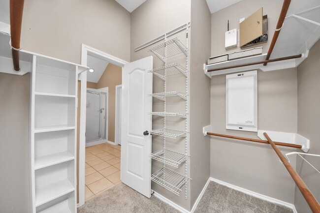 Building Photo - 10118 Heron Meadows Dr