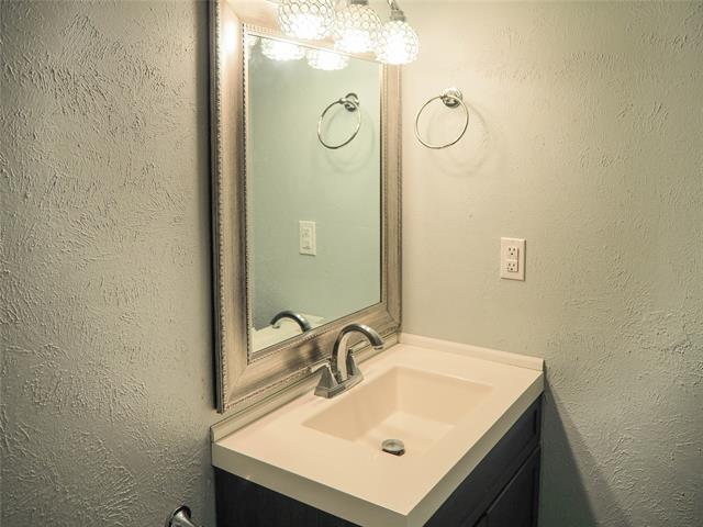Building Photo - 534 Oldbridge Dr