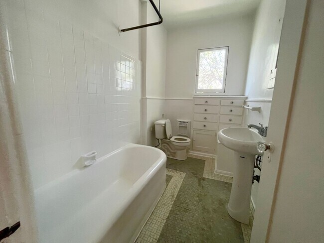 Building Photo - One of a kind castle on the hill