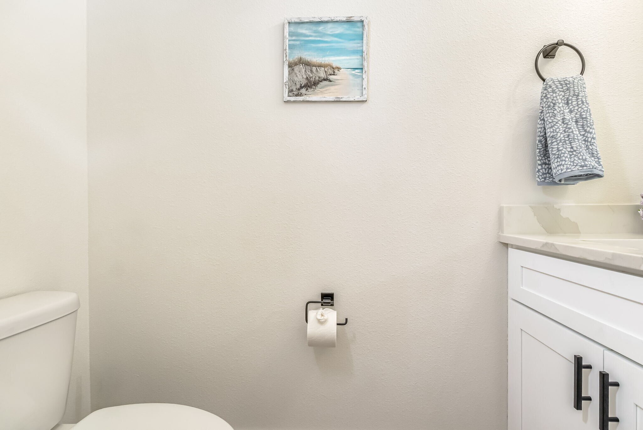 Building Photo - 536 N De Villiers St