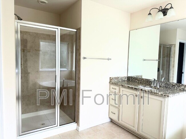 Building Photo - 961 Skywater Dr