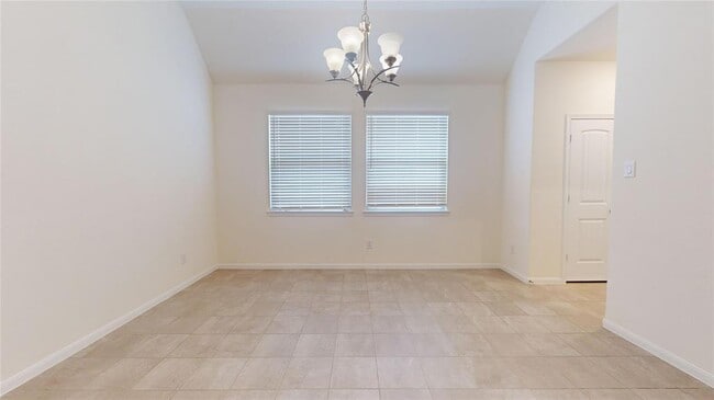 Building Photo - 32307 Elmwood Mnr