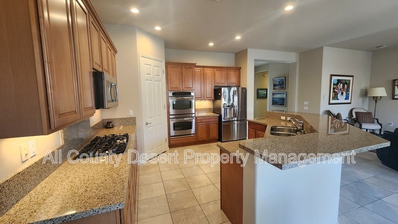 Building Photo - 81566 Avenida Sombra