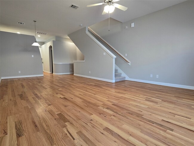 Building Photo - 8705 Bryam St