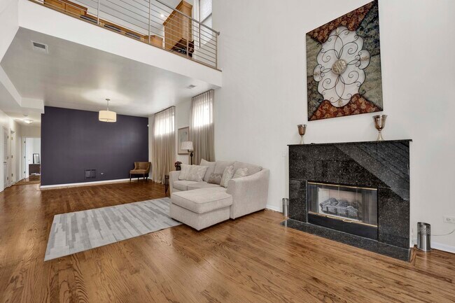 Building Photo - 1615 N Campbell Ave