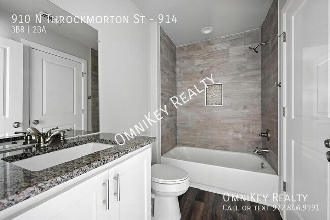 Building Photo - 910-914 N Throckmorton St
