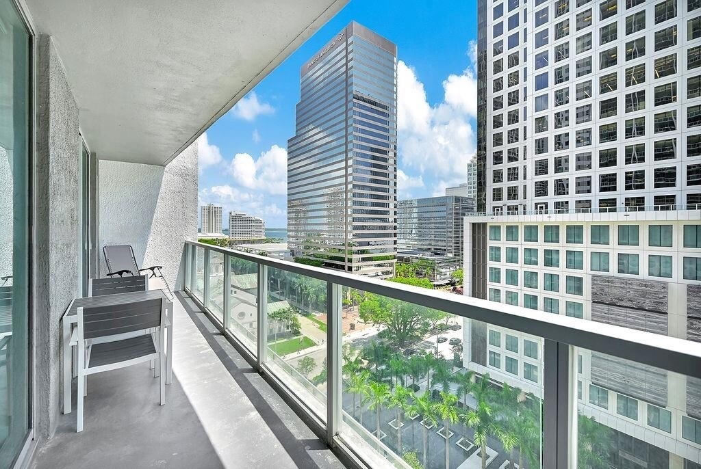Building Photo - 500 Brickell Ave