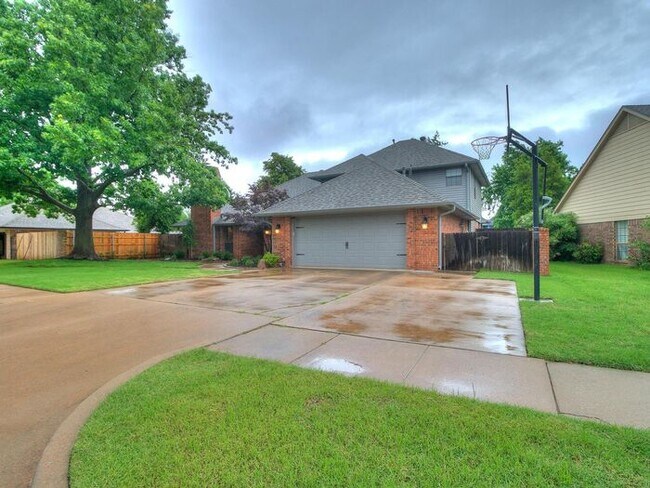 Building Photo - *Rare Find* Stunning Brookhaven 4 Bed 2.5 ...