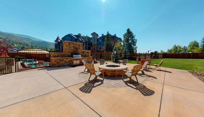 Building Photo - 2200 Apres Ski Way