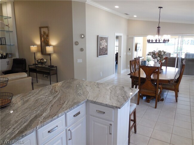 Building Photo - 5441 Guadeloupe Way