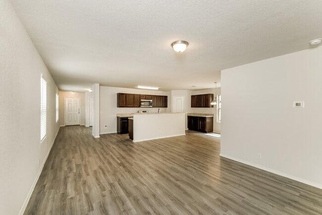 Building Photo - 2354 Applewhite Mdw