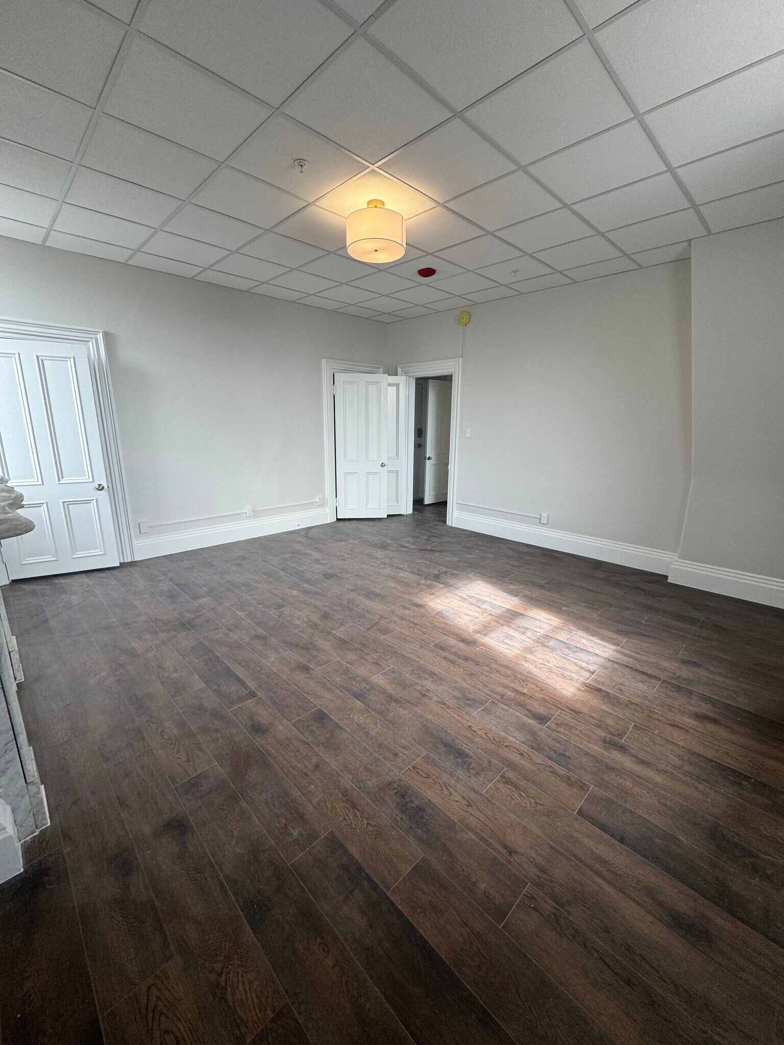 Building Photo - 134 Middle St