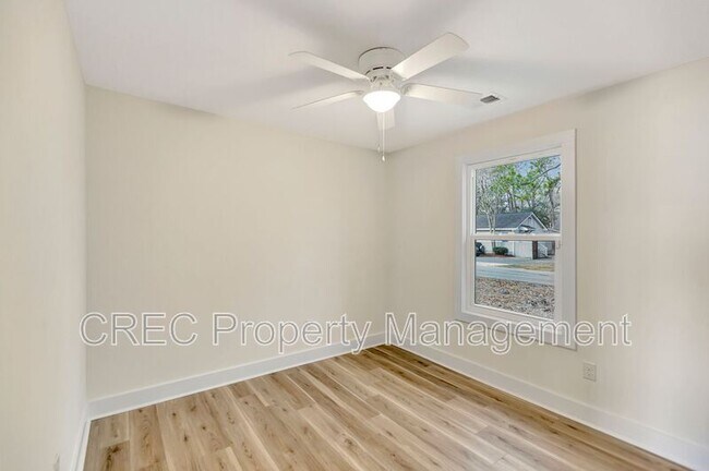 Building Photo - 6961 Raymond Ave