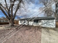 Building Photo - Newly Remodeled 3-Bedroom Home in the Hear...