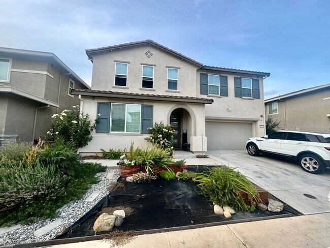 Building Photo - 4 Bedroom Single Family Home in Elk Grove