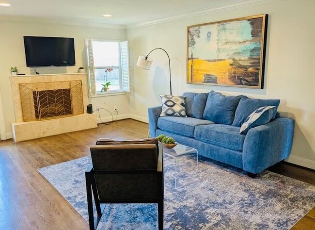 Building Photo - 6906 Alderney Dr