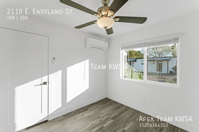 Building Photo - $825- Beautifully Remodeled 1 Bed | 1 Bath...