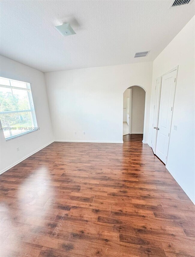 Building Photo - 3210 NW 126th Ave