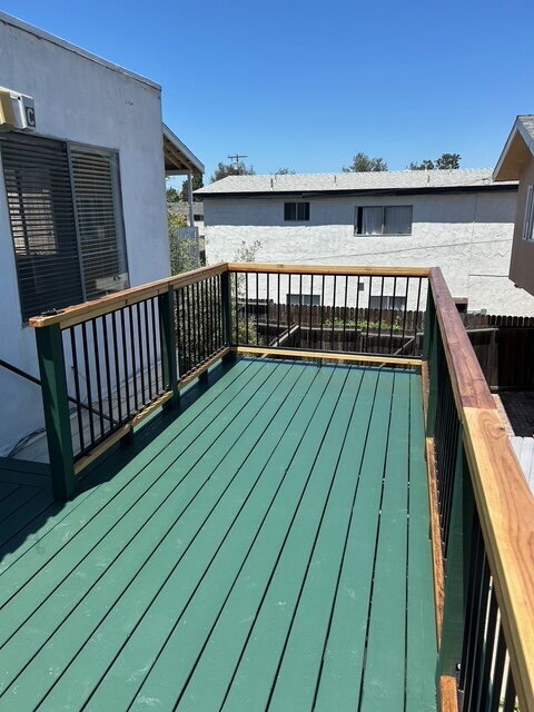 Building Photo - Renovated Upstairs 1-Bedroom with Private ...