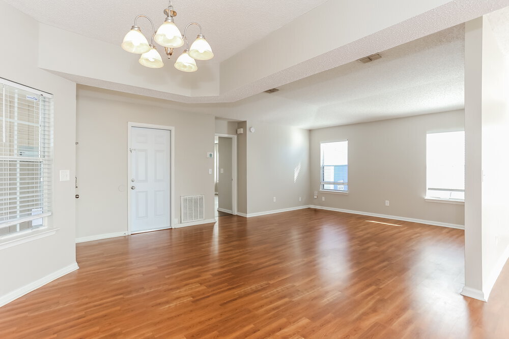 Building Photo - 12327 Sondra Cove Ct