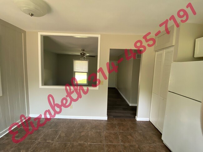 Building Photo - 3037 Lyme St