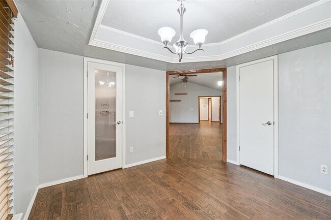 Building Photo - 11107 NW 110th St