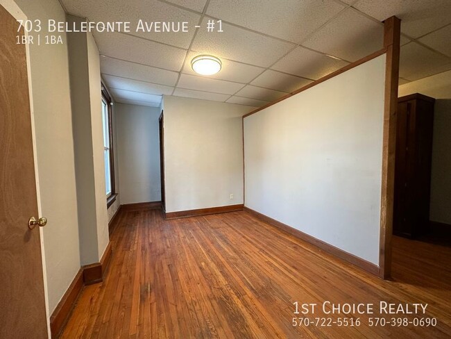 Building Photo - 703 Bellefonte Ave