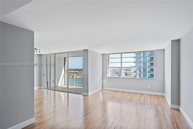 Building Photo - 14 79th St