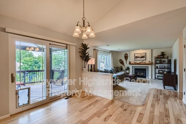 Building Photo - 9948 Deer Creek Ln