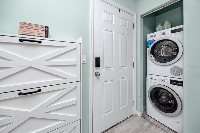 Building Photo - 607 Haven Pl