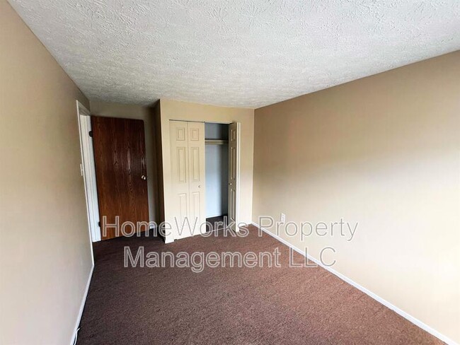 Building Photo - 2517 South Paca St