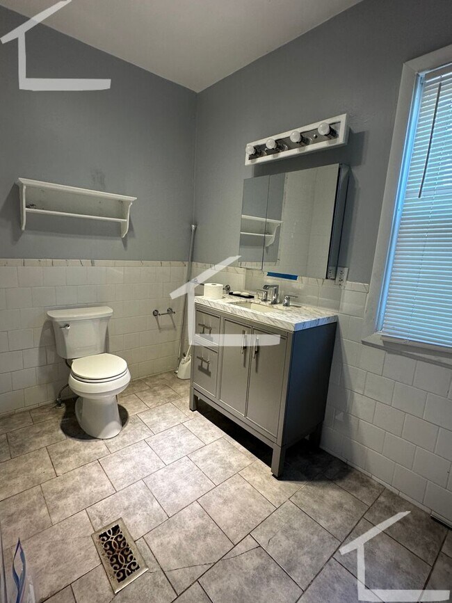 Building Photo - 13 Orkney Rd