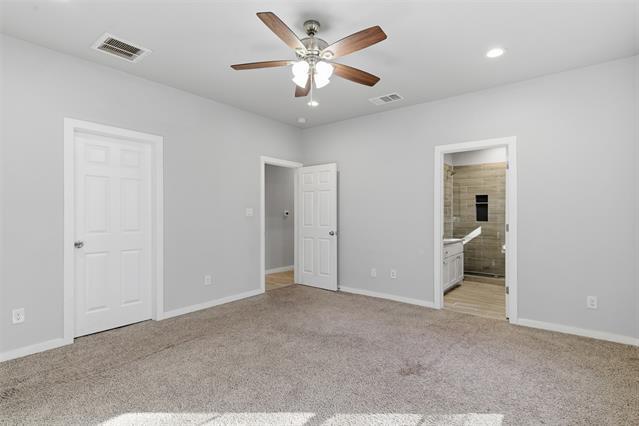 Building Photo - 4705 Washington St