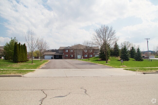Primary Photo - 1387 Dayton St