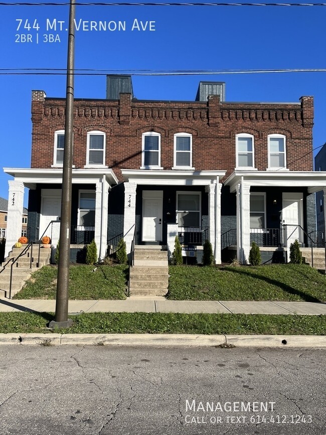 Building Photo - Beautiful Townhome in the Historic King Li...