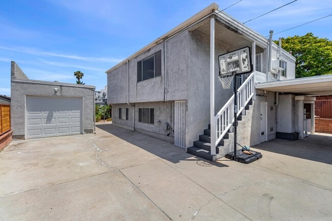 Building Photo - 4743 Choctaw Dr
