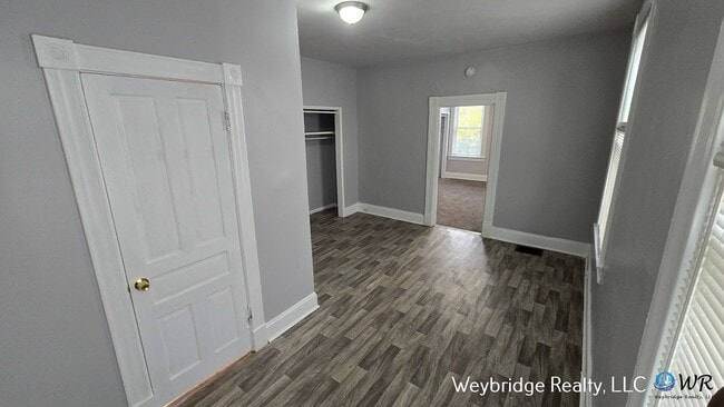 Building Photo - Spacious 3 Bedroom 1.5 Bath House in Price...