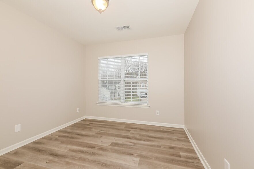Building Photo - 6604 Reedy Creek Rd