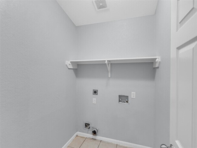 Building Photo - 15834 Mountain Mist Trail